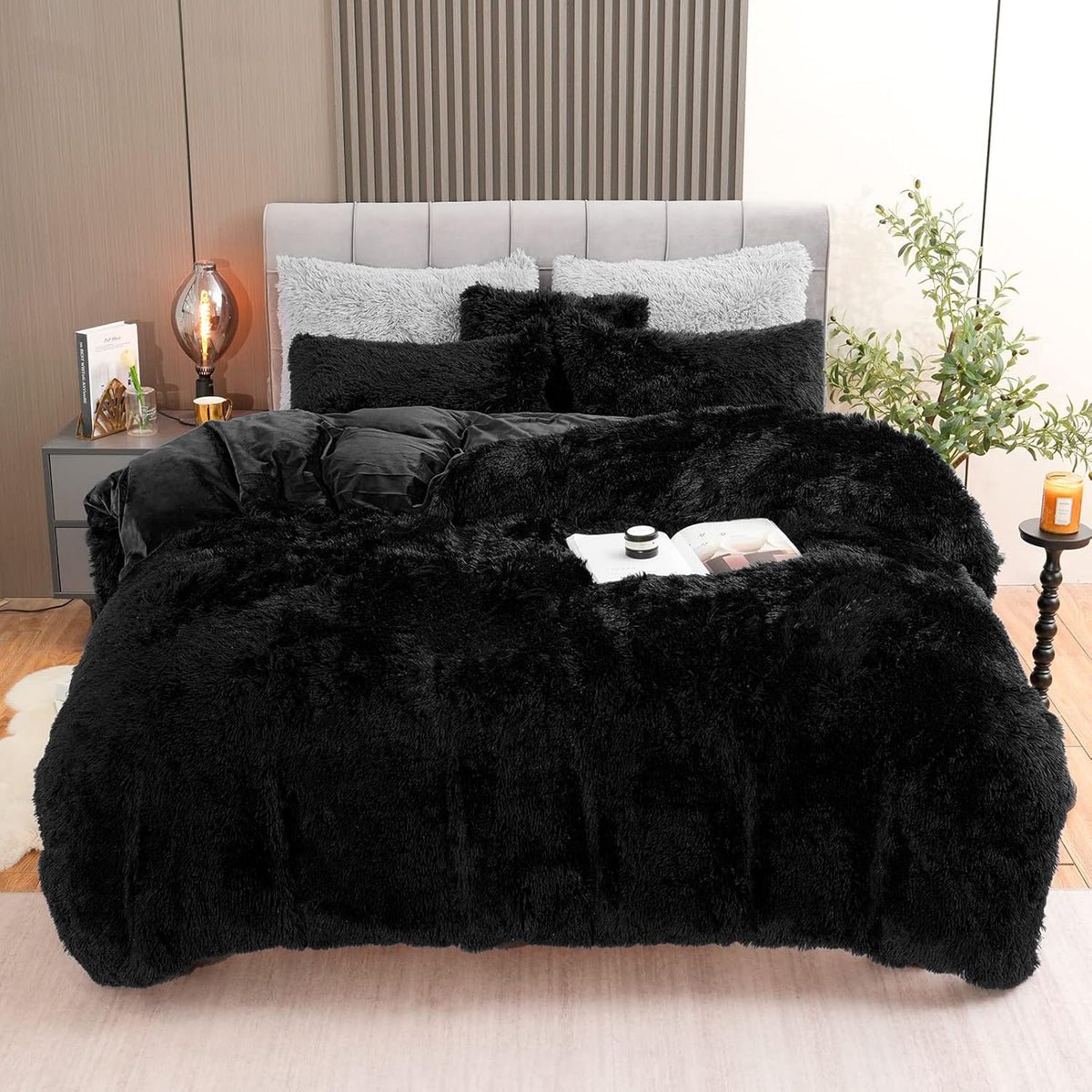 Shaggy Black Bed Set